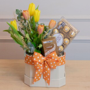 combo-master-luxo-tulipas-ferrero-lindt.jpg