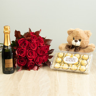 Kit 12 Rosas Importadas Vermelhas com Ferrero Rocher, Chandon e Pelúcia